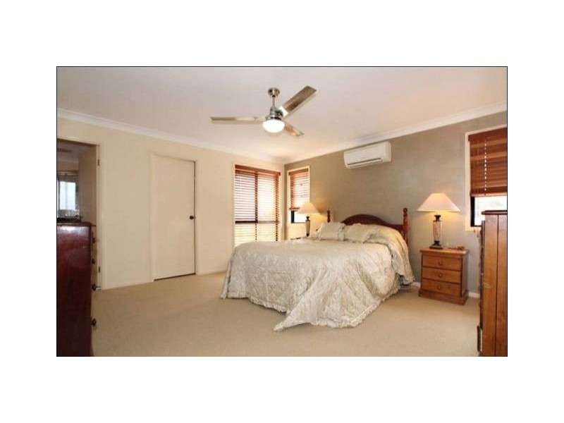 Sandstone Point QLD 4511