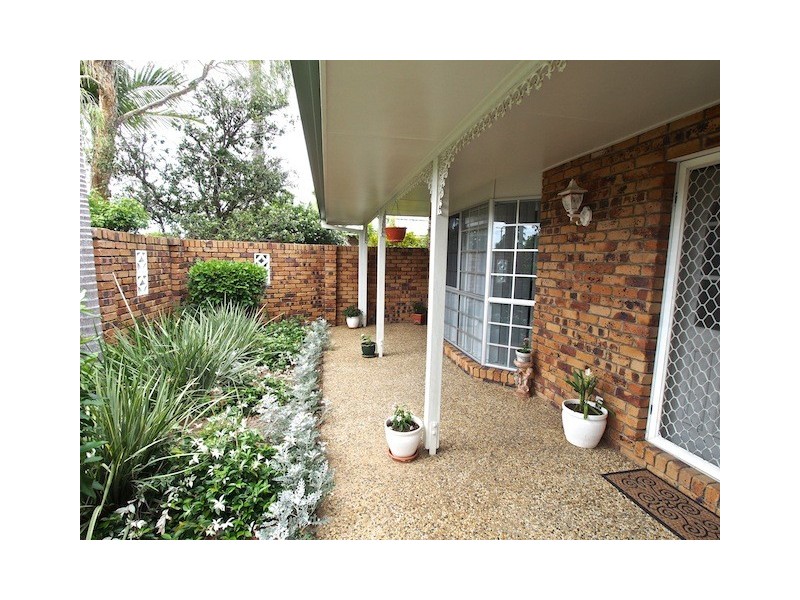 10 Plymouth Street, Banksia Beach QLD 4507