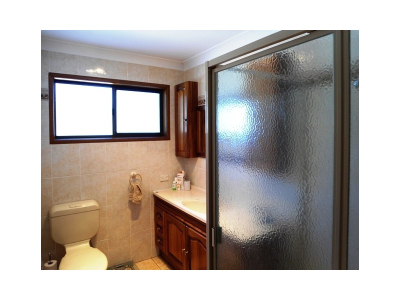 17 Endeavour Drive, Banksia Beach QLD 4507