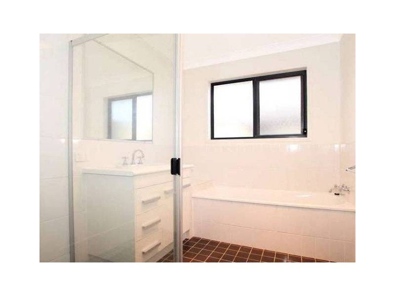 251 Bestmann Road, Sandstone Point QLD 4511