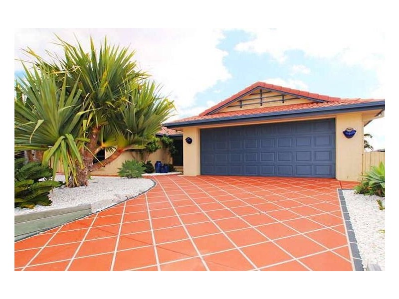 Sandstone Point QLD 4511