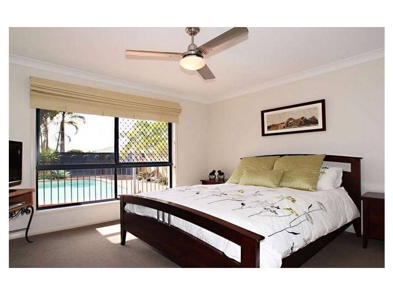 Sandstone Point QLD 4511