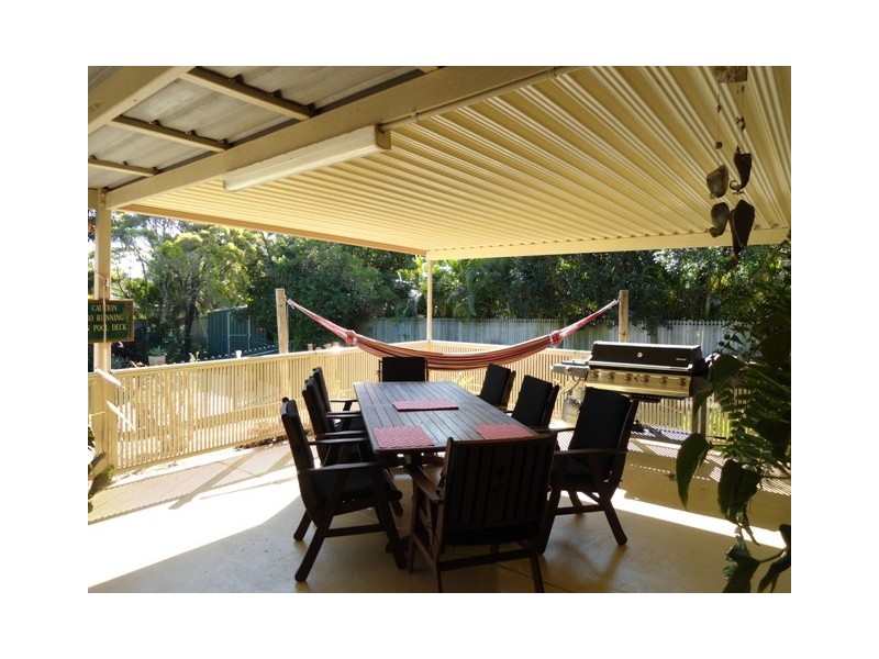 Sandstone Point QLD 4511