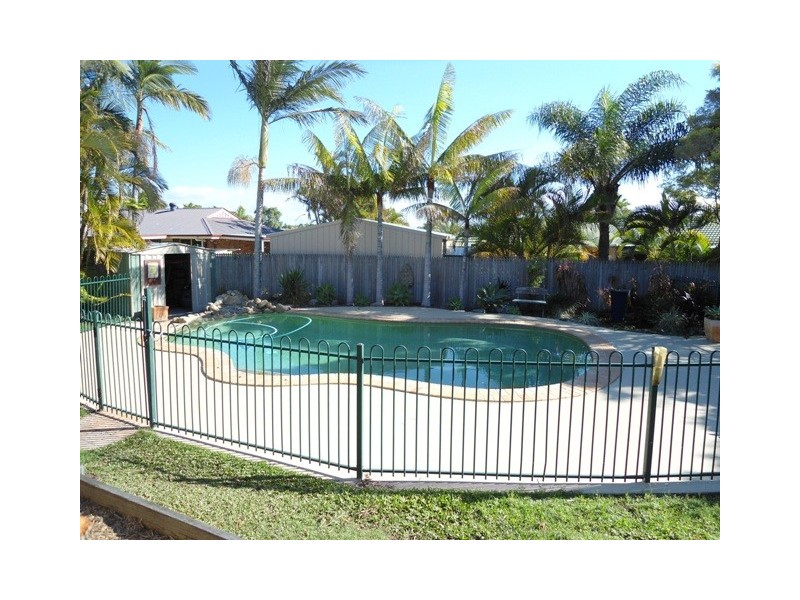 Sandstone Point QLD 4511