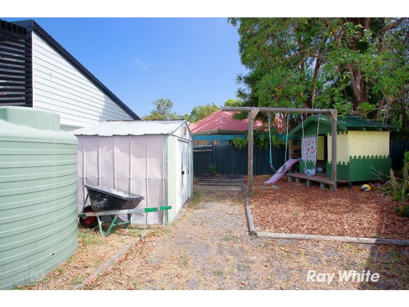 5 Watson Street, Bongaree QLD 4507
