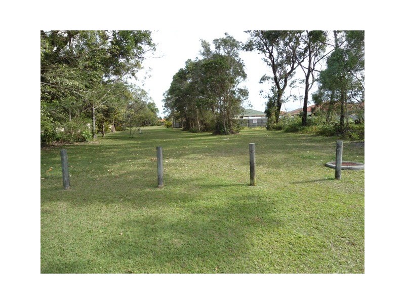 16 Village Avenue, Bongaree QLD 4507