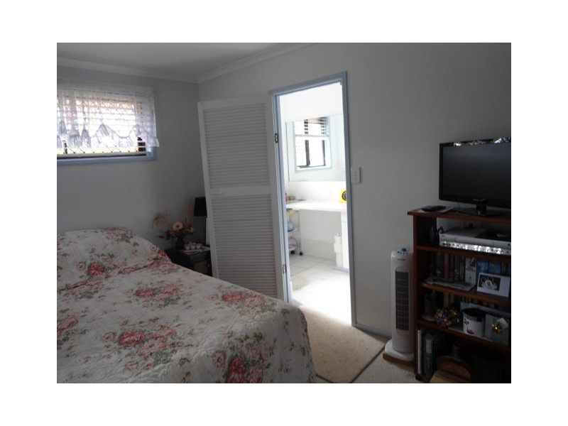 16 Village Avenue, Bongaree QLD 4507