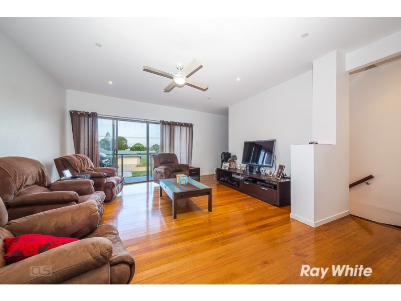 2/11 Wattle Avenue, Bongaree QLD 4507