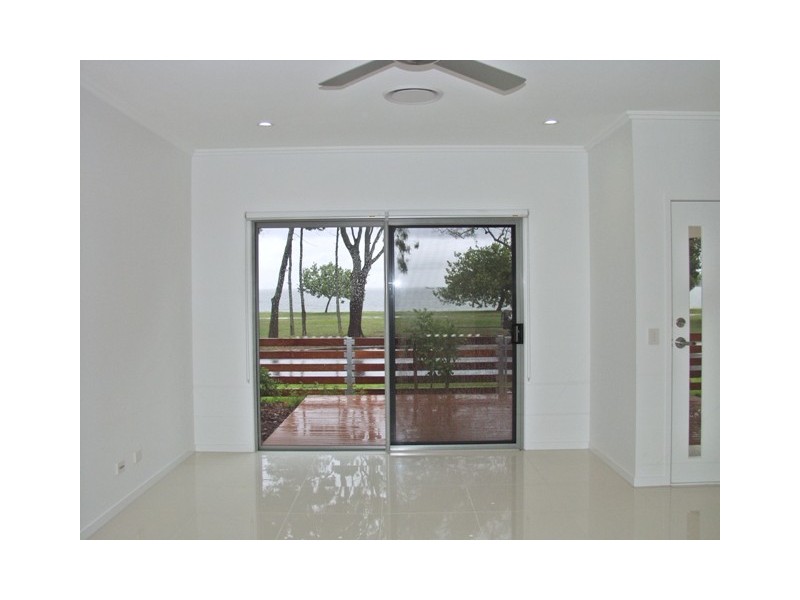1/173 Welsby Parade, Bongaree QLD 4507