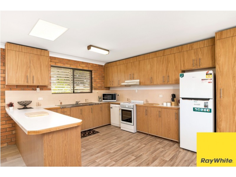 13 Marton Place, Banksia Beach QLD 4507