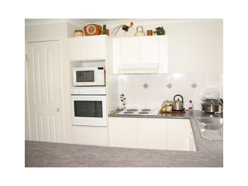 Sandstone Point QLD 4511