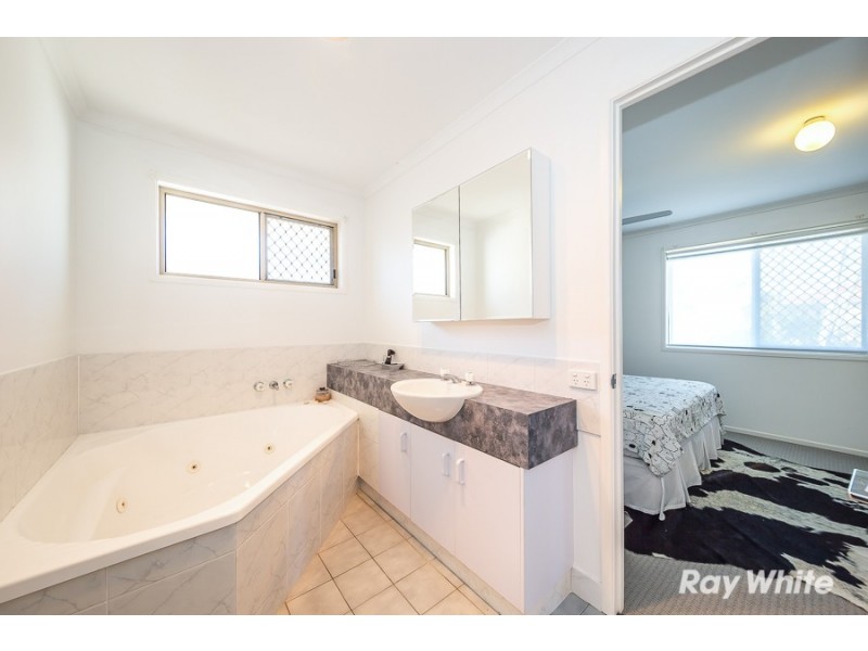 Sandstone Point QLD 4511