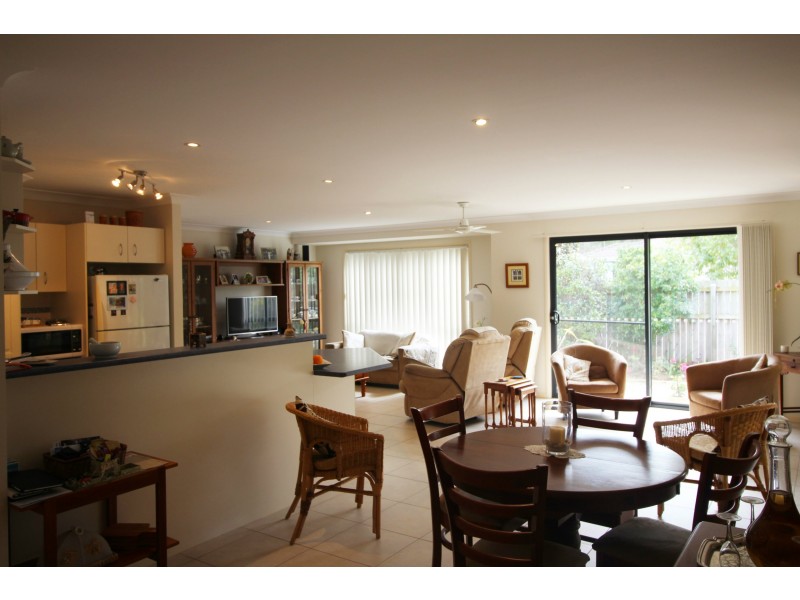 14 Aird Street, Sandstone Point QLD 4511