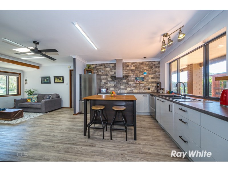 34 Wattle Avenue, Bongaree QLD 4507