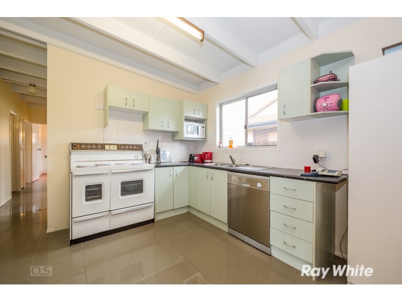 19 Dianthus Avenue, Banksia Beach QLD 4507