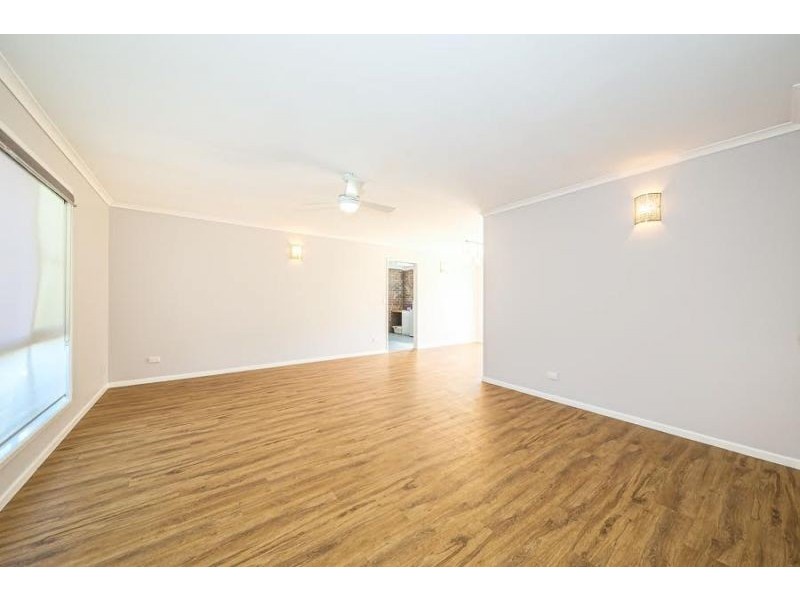 16 Dianthus Avenue, Banksia Beach QLD 4507