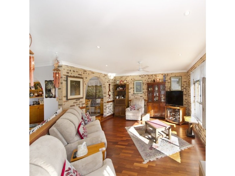 6 Cutter Court, Banksia Beach QLD 4507