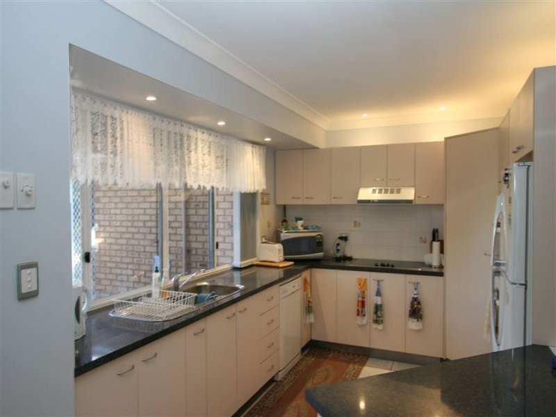 6 Cutter Court, Banksia Beach QLD 4507