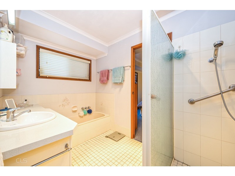 1 Venus Court, Banksia Beach QLD 4507