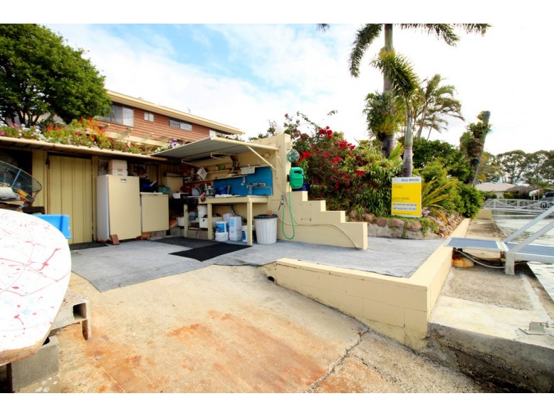 19 Dolphin Drive, Bongaree QLD 4507