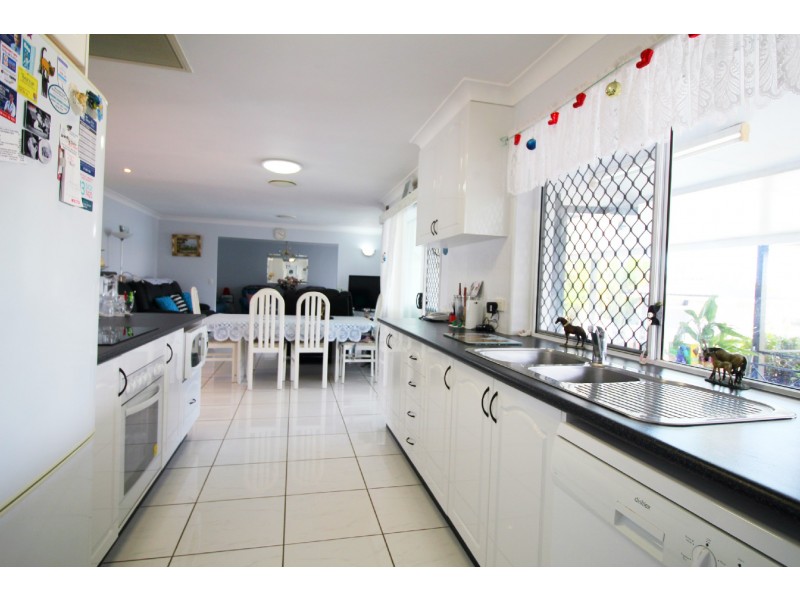 29 Dolphin Drive, Bongaree QLD 4507