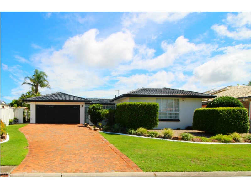 29 Dolphin Drive, Bongaree QLD 4507