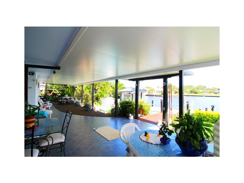 29 Dolphin Drive, Bongaree QLD 4507