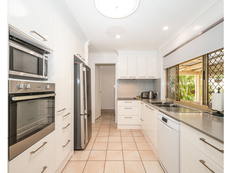 54 Dolphin Drive, Bongaree QLD 4507