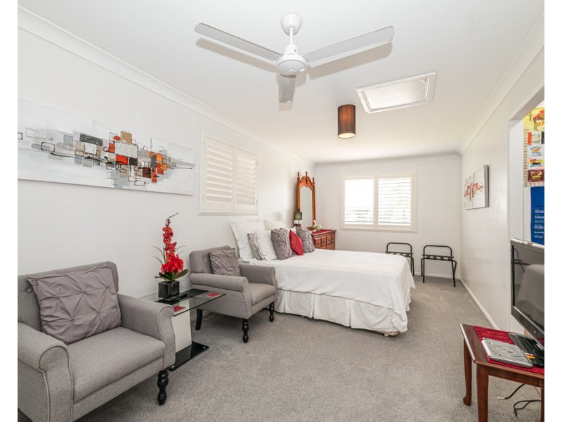 54 Dolphin Drive, Bongaree QLD 4507