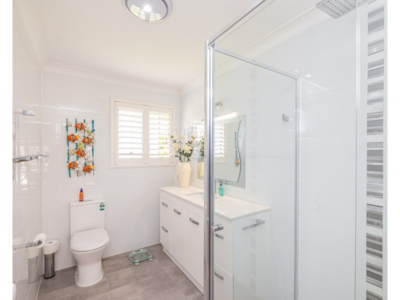 54 Dolphin Drive, Bongaree QLD 4507