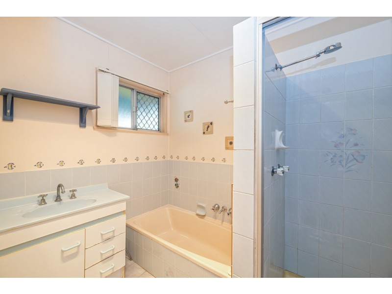 40 Emu Walk, Bongaree QLD 4507