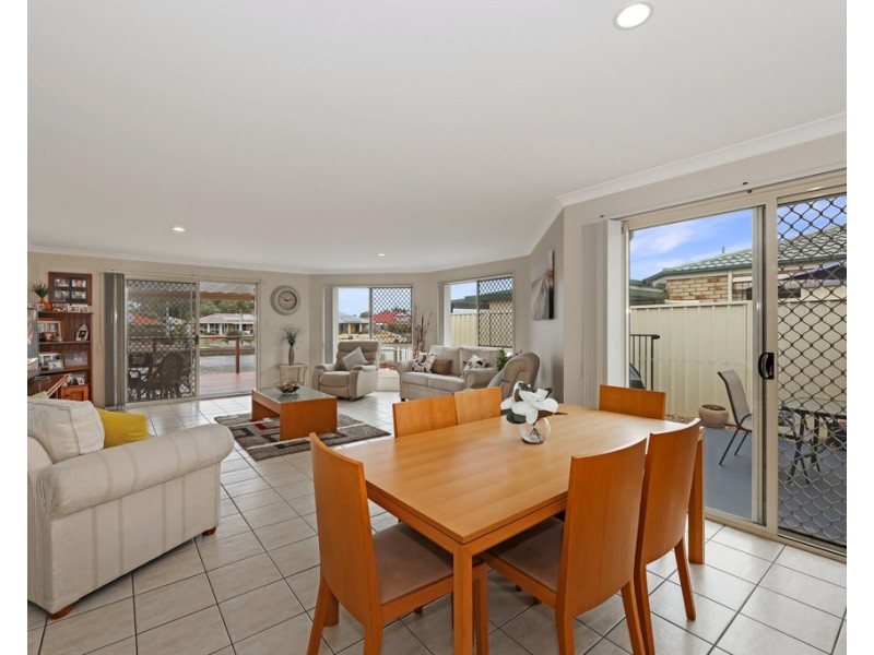 1/34 Hoya Crescent, Bongaree QLD 4507