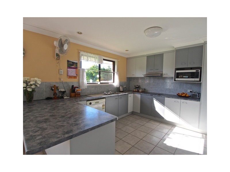 10 Skiff Court, Banksia Beach QLD 4507