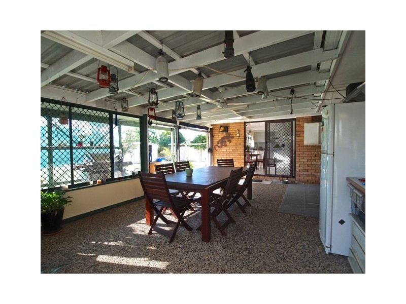 10 Skiff Court, Banksia Beach QLD 4507