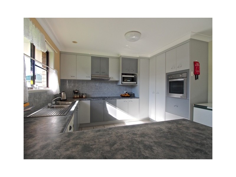 10 Skiff Court, Banksia Beach QLD 4507