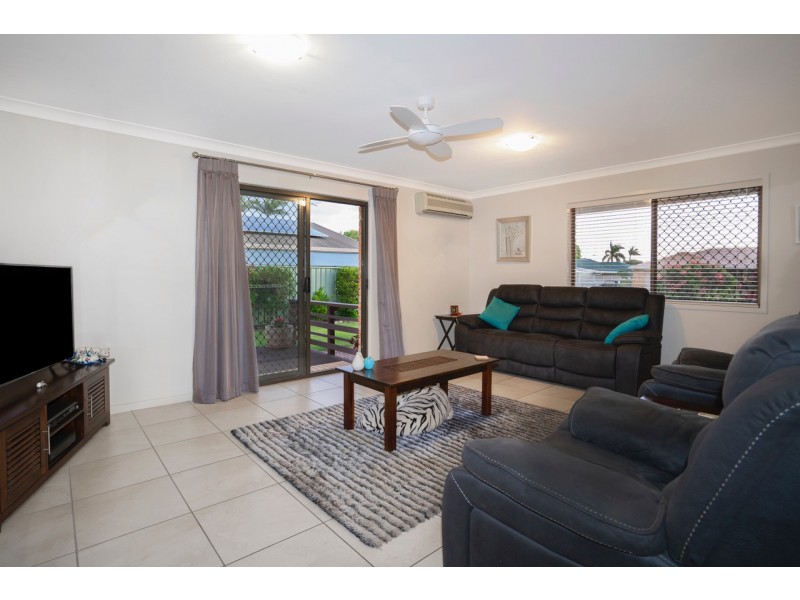 52 Phoenix Avenue, Bongaree QLD 4507