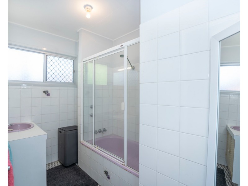56 Spowers Street, Bongaree QLD 4507
