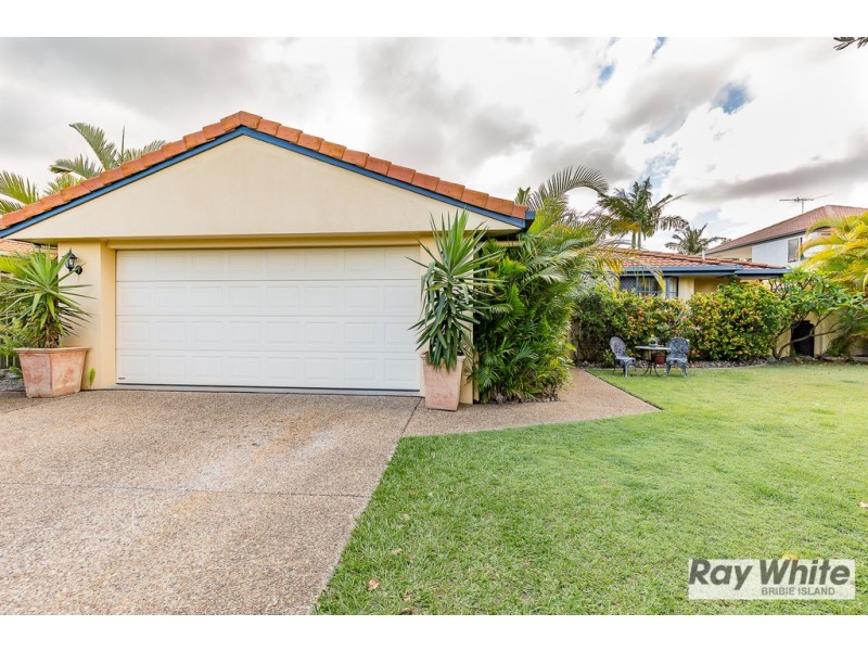 4 Trimaran Court, Banksia Beach QLD 4507
