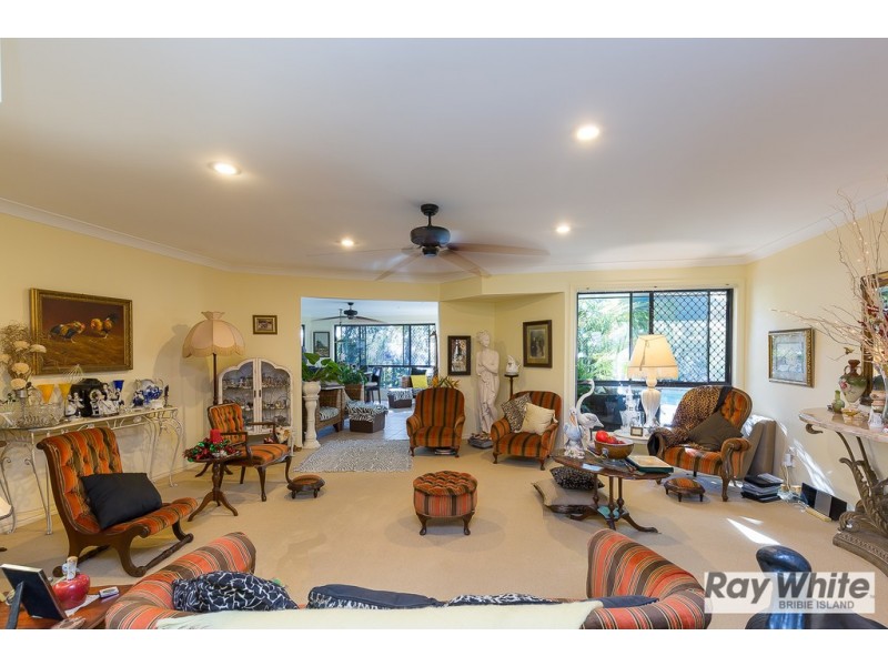 4 Trimaran Court, Banksia Beach QLD 4507