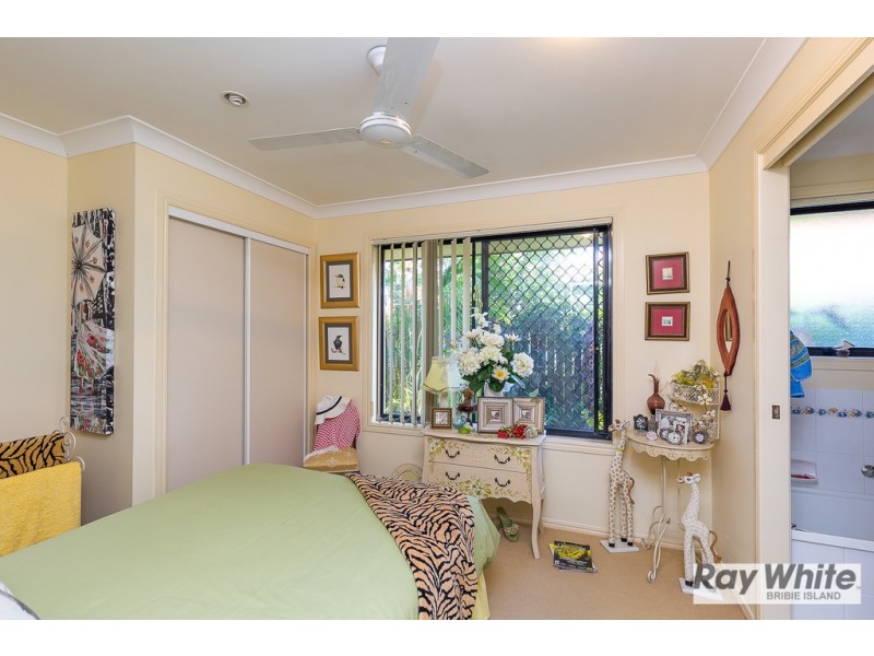 4 Trimaran Court, Banksia Beach QLD 4507