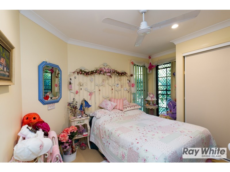 4 Trimaran Court, Banksia Beach QLD 4507