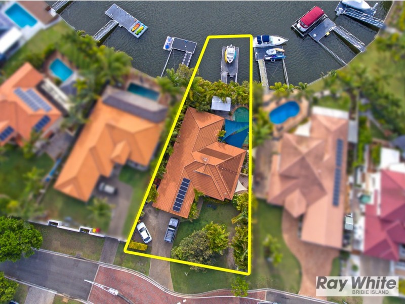 4 Trimaran Court, Banksia Beach QLD 4507