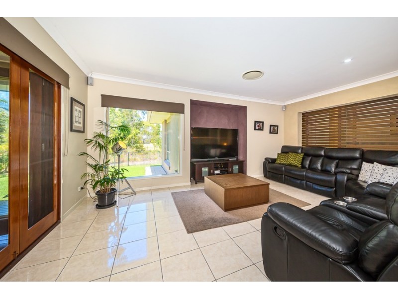 9 Vanillalily Close, Banksia Beach QLD 4507