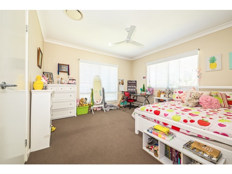 9 Vanillalily Close, Banksia Beach QLD 4507