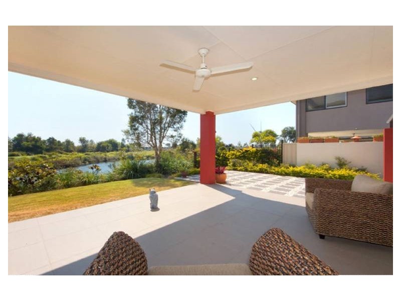 40 Vanillalily Close, Banksia Beach QLD 4507