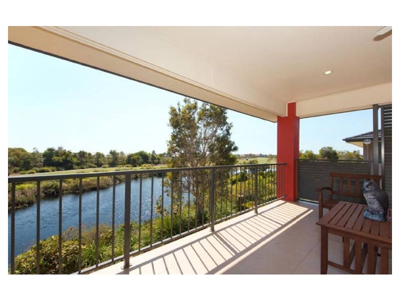 40 Vanillalily Close, Banksia Beach QLD 4507