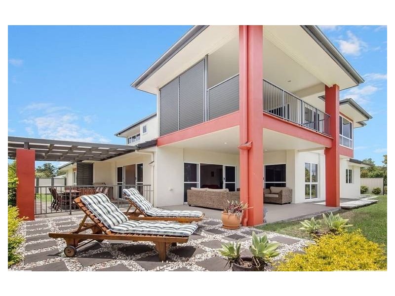40 Vanillalily Close, Banksia Beach QLD 4507