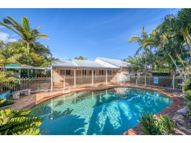 9 Fathom Court, Banksia Beach QLD 4507