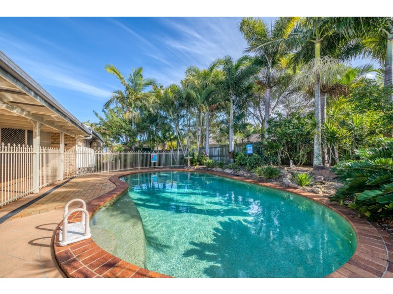 9 Fathom Court, Banksia Beach QLD 4507
