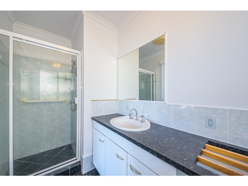 9 Fathom Court, Banksia Beach QLD 4507